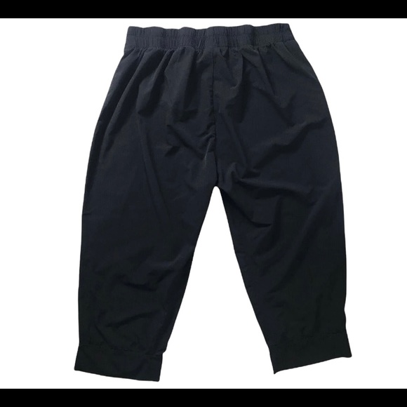Nike Pants & Jumpsuits Nike Capri Jogger Drifit Xl Black Nike